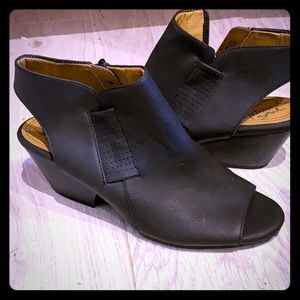 Open toe booties